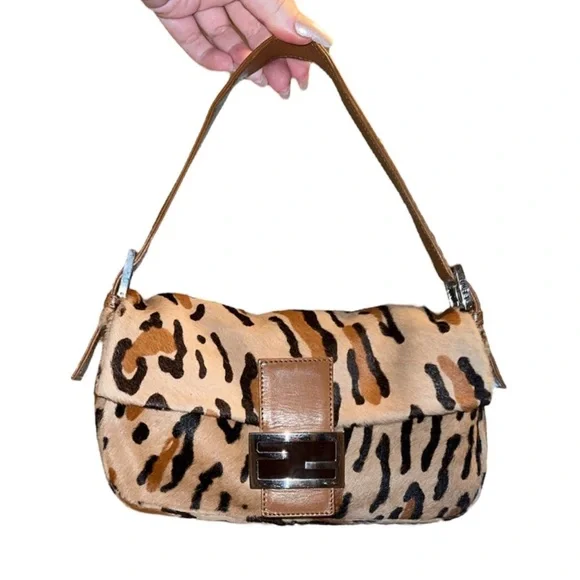 Fendi Pony Hair Leopard Baguette - Picture 7 of 9